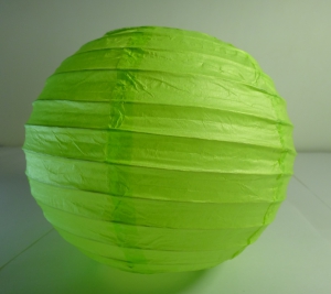 Шар декоративный , салатовый , диаметр 15 см.