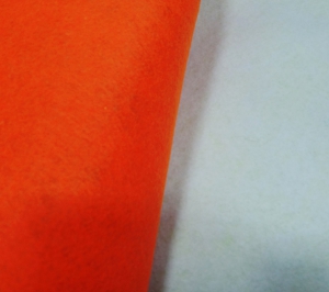 Фетр ( 2 листа  50х70 см , цена за 2 шт )