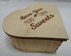 Коробка деревянная сердце б k-1126 (22х20х11 cм) 