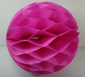 Шар декоративный , соты , ярко-розовый , диаметр 20 см.