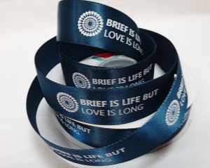 Лента атласная с  рисунком , (2,8 см , 10 ярд )