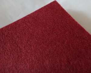 Фетр вишневый( 1 х200х300  мм)